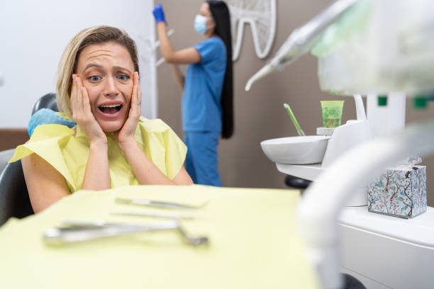 Best Broken or Chipped Tooth Repair in Marksville, LA